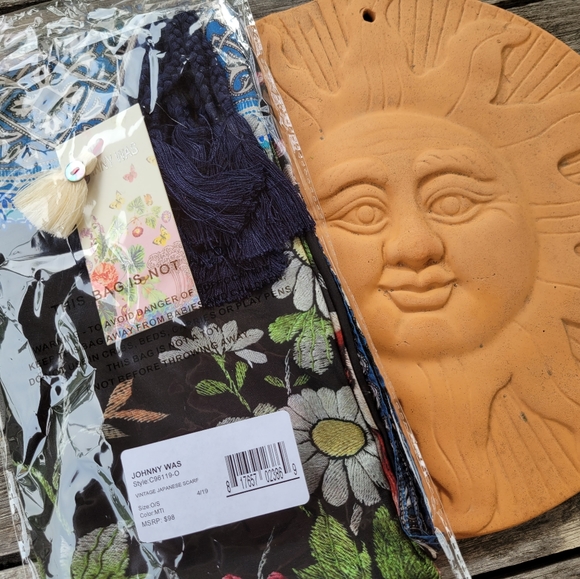 Johnny Was Japanese Scarf - Picture 6 of 10